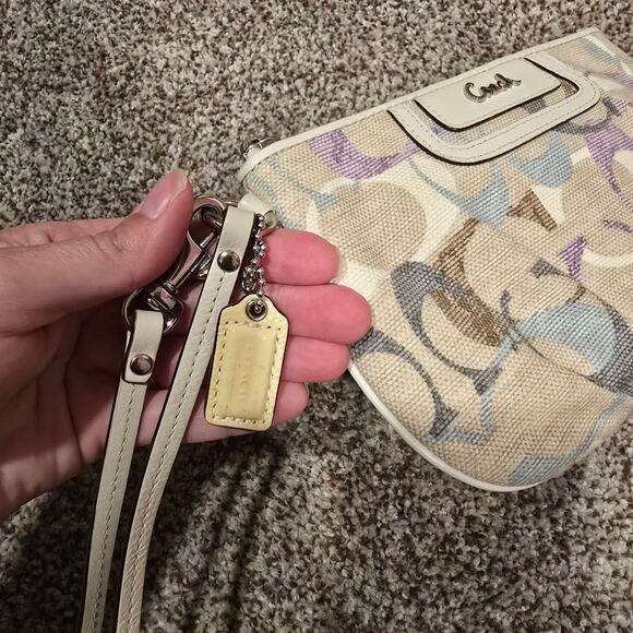 Coach Beige Purple & Blue Zip Wristlet Purse - Picture 4 of 8